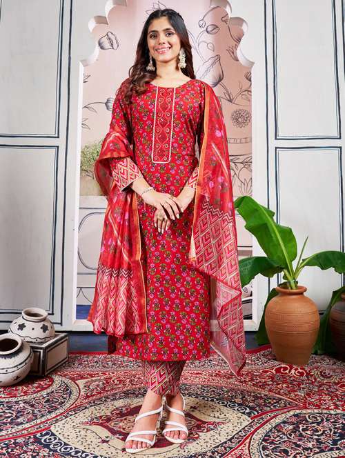 women printed three quarter sleeve kurta pant with dupatta set - 22014219 -  Standard Image - 0