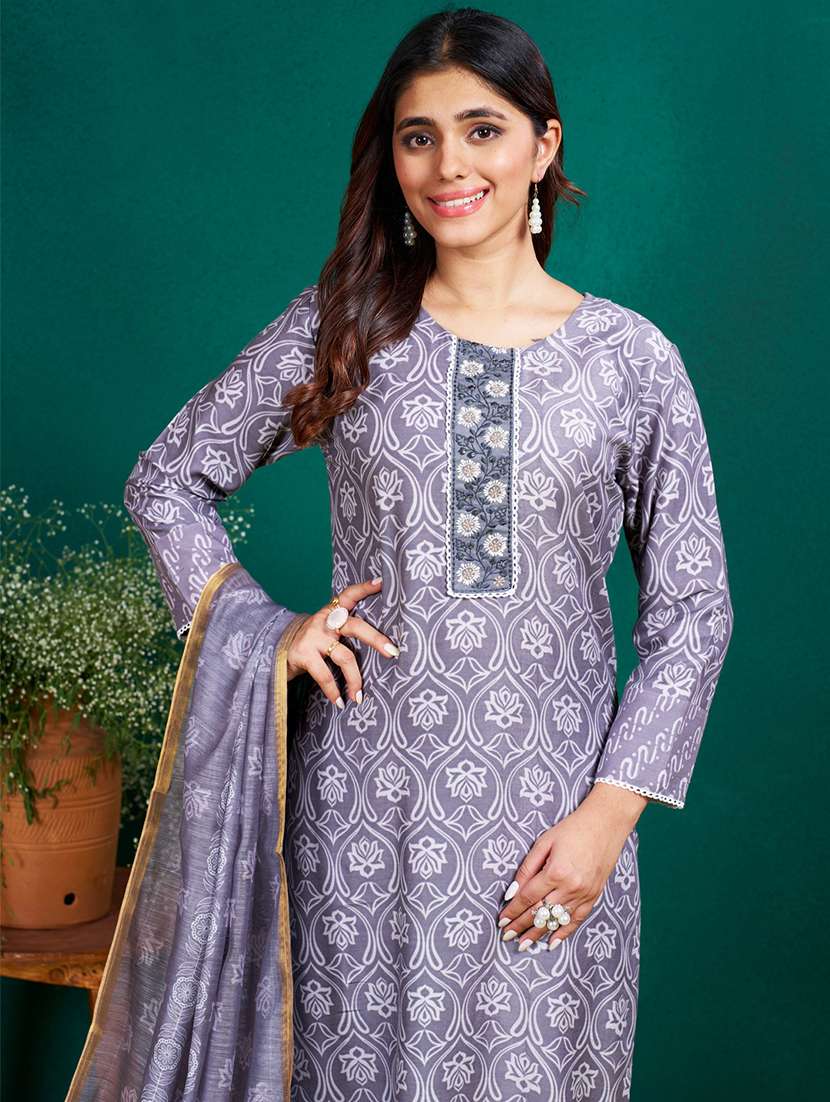women printed three quarter sleeve kurta pant with dupatta set - 22014221 -  Standard Image - 3