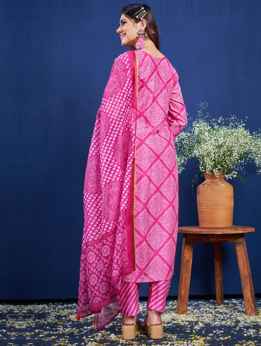 women printed three quarter sleeve kurta pant with dupatta set - 22014226 - Standard Image - 3