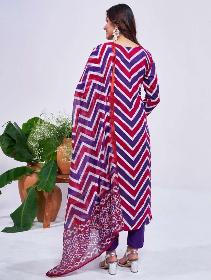 women printed three quarter sleeve kurta pant with dupatta set - 22014228 -  Standard Image - 3