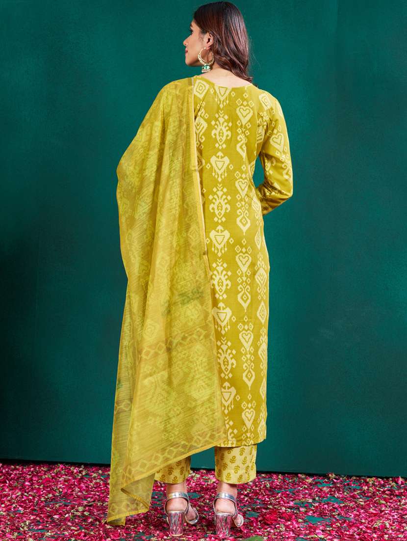 women printed three quarter sleeve kurta pant with dupatta set - 22014231 -  Standard Image - 3