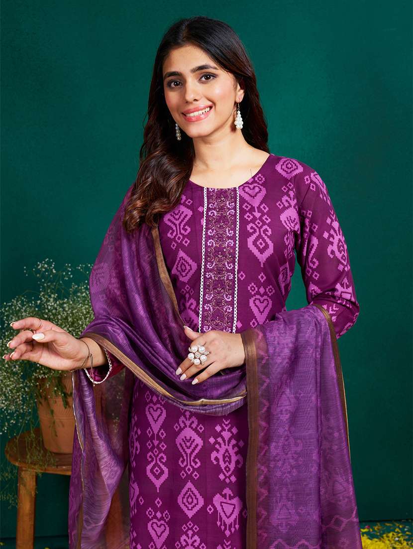 women printed three quarter sleeve kurta pant with dupatta set - 22014232 - Standard Image - 3