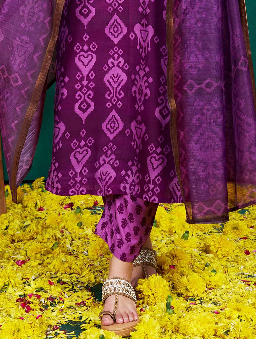 women printed three quarter sleeve kurta pant with dupatta set - 22014232 - Standard Image - 5