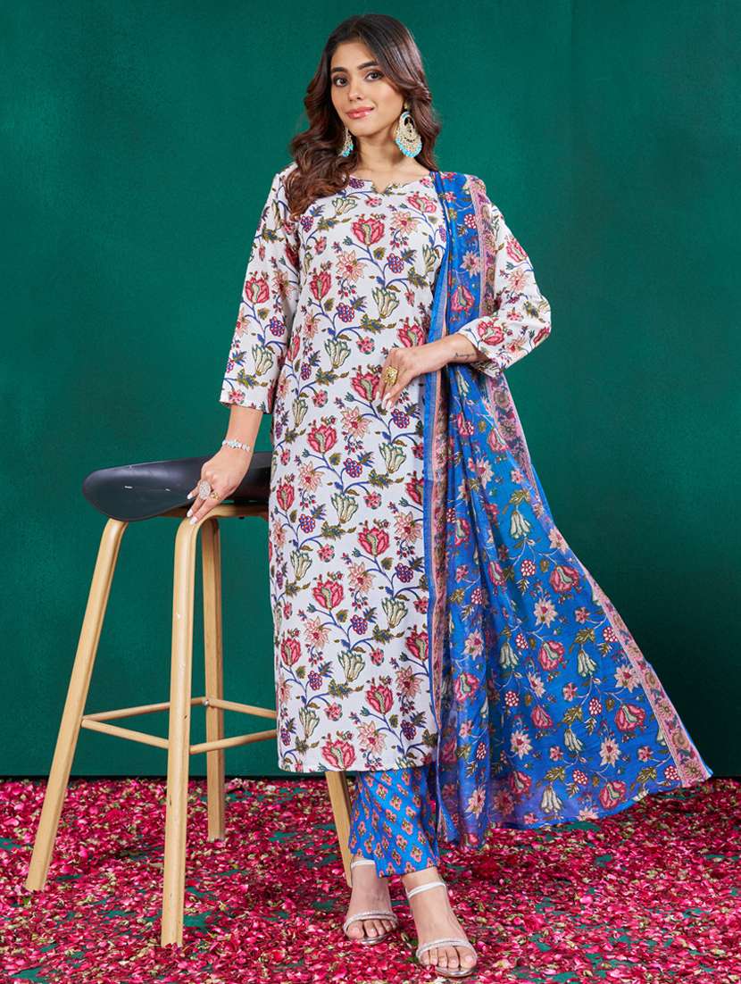 women printed three quarter sleeve kurta pant with dupatta set