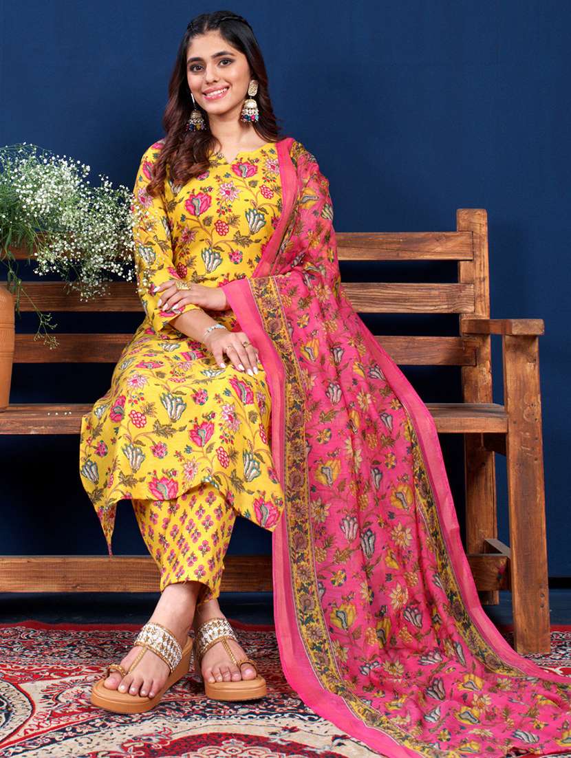 women printed three quarter sleeve kurta pant with dupatta set - 22014235 - Standard Image - 5