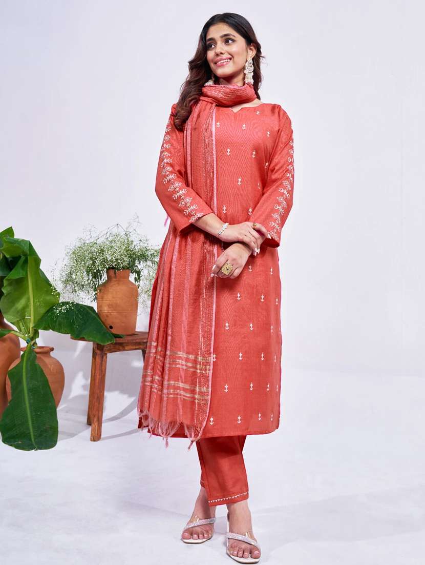 women embroidered three quarter sleeve kurta pant with dupatta set