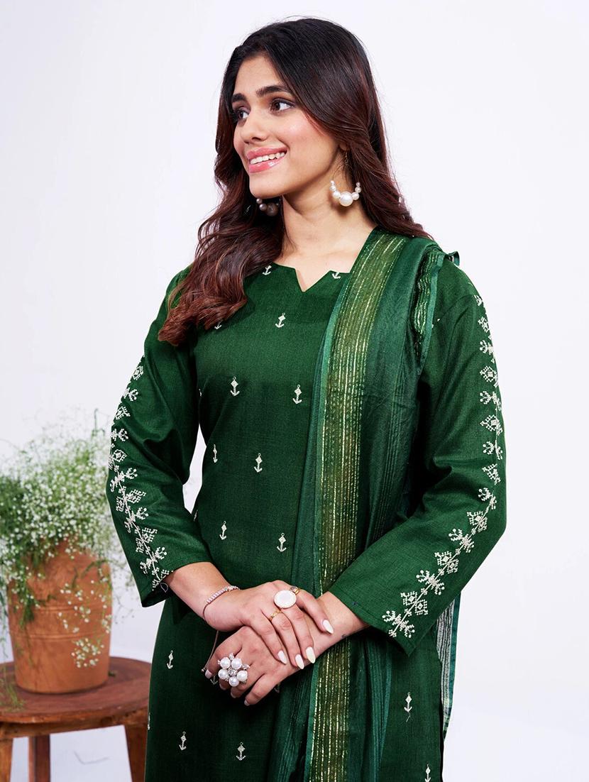 women embroidered three quarter sleeve kurta pant with dupatta set - 22014239 - Standard Image - 3
