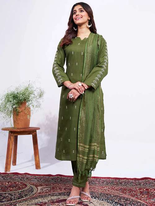 women embroidered three quarter sleeve kurta pant with dupatta set - 22014243 - Standard Image - 0