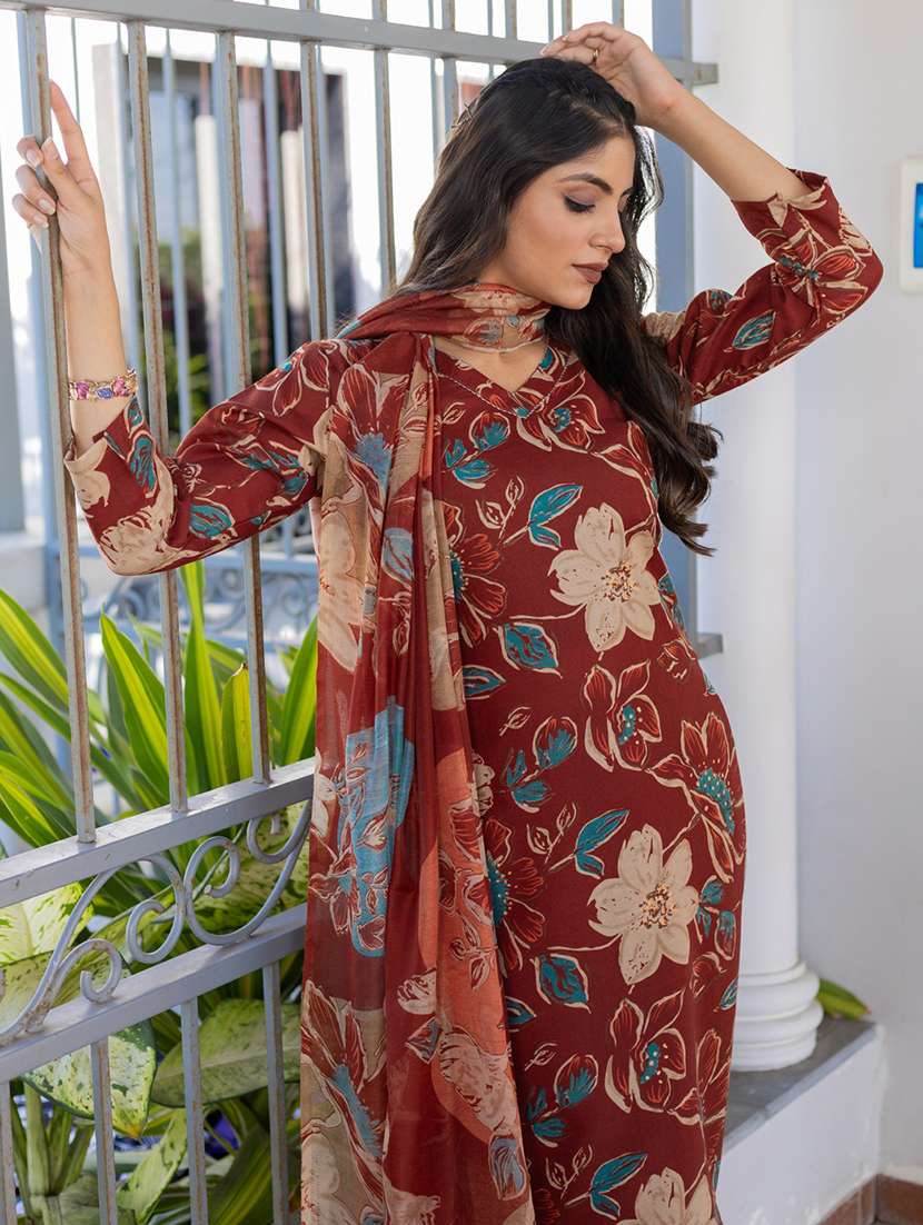 women three quarter sleeve kurta pant with dupatta set - 22014258 - Standard Image - 5