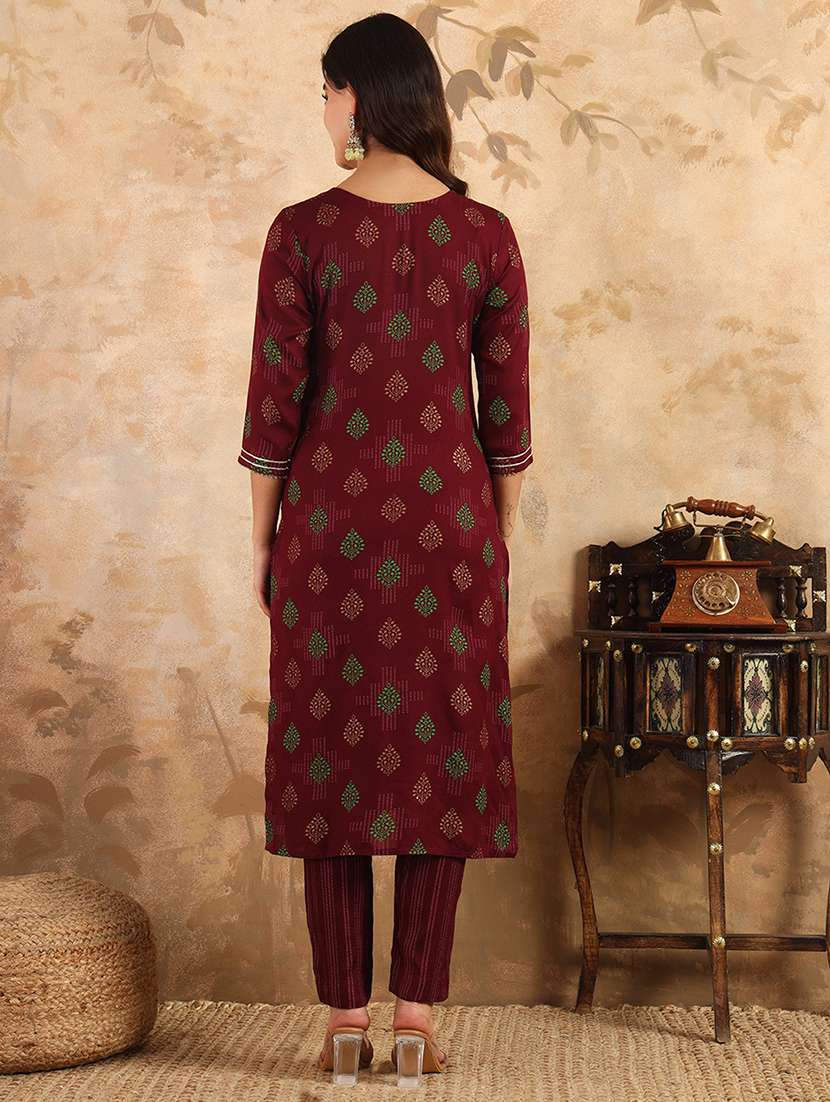 women printed three quarter sleeve kurta and pant set - 22014282 - Standard Image - 3