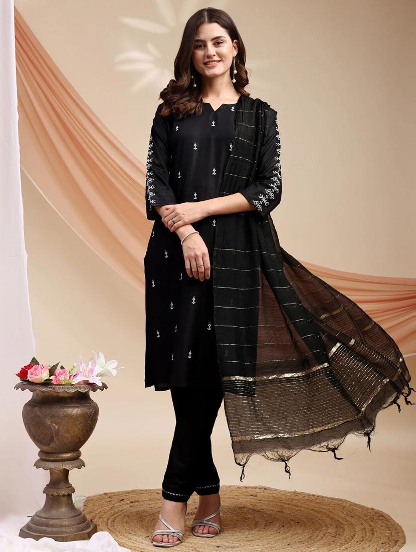 women three quarter sleeve kurta pant with dupatta set - 22014294 - Zoom Image - 0
