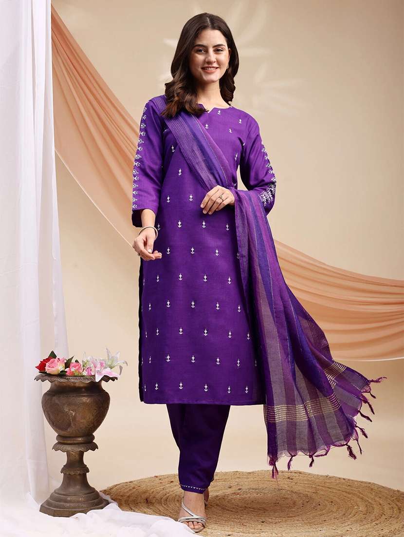 women three quarter sleeve kurta pant with dupatta set - 22014299 - Standard Image - 3