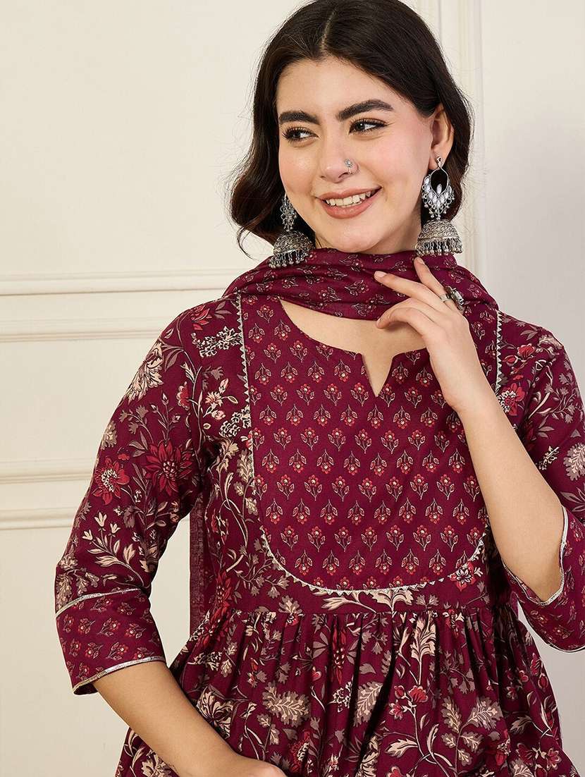women three quarter sleeve kurta pant with dupatta set - 22014303 - Standard Image - 3