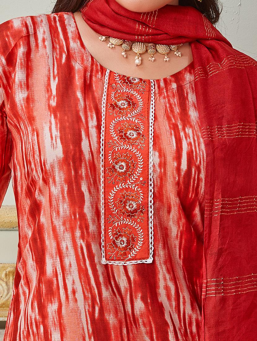 women three quarter sleeve kurta pant with dupatta set - 22014309 - Standard Image - 3