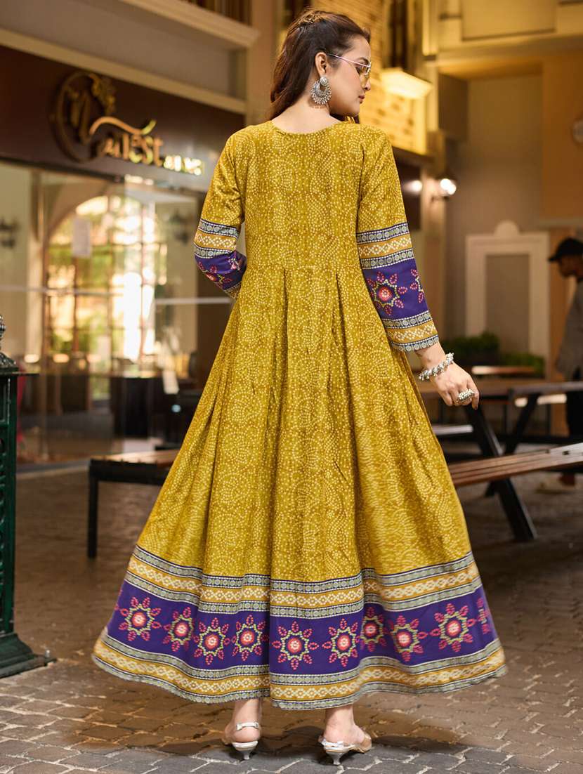 women printed three quarter sleeve anarkali kurta - 22014335 - Standard Image - 3