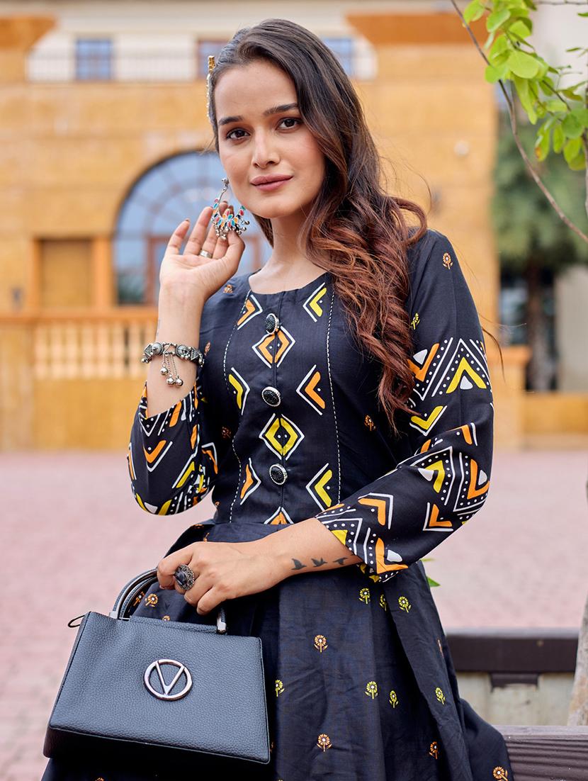 women printed three quarter sleeve anarkali kurta - 22014336 - Standard Image - 5