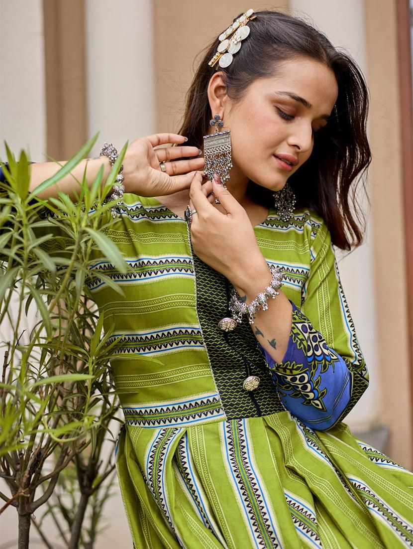 women printed three quarter sleeve anarkali kurta - 22014346 - Standard Image - 5