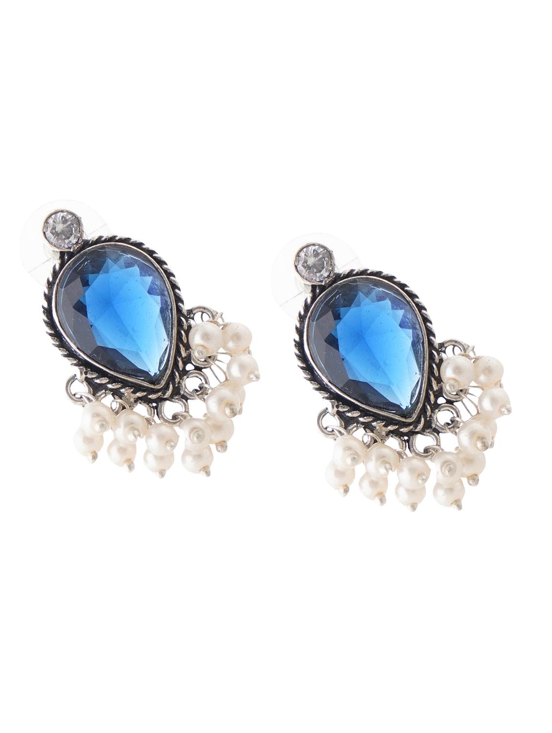 crystals studded and beaded circular stud earrings - 22014500 - Standard Image - 3