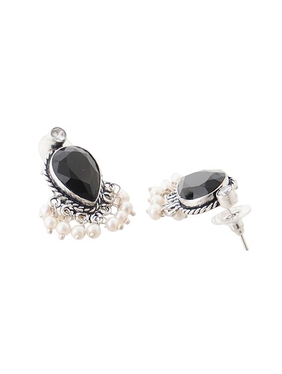 crystals studded and beaded circular stud earrings - 22014507 - Standard Image - 3