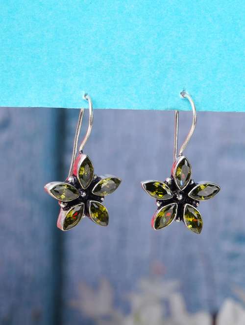 yellow & silver toned classic design crystal drop stylish earrings - 22014514 -  Standard Image - 0