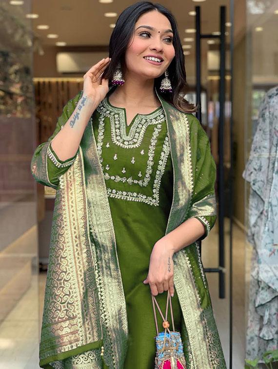 women embroidered three quarter sleeve kurta pant with dupatta set - 22014599 - Standard Image - 5