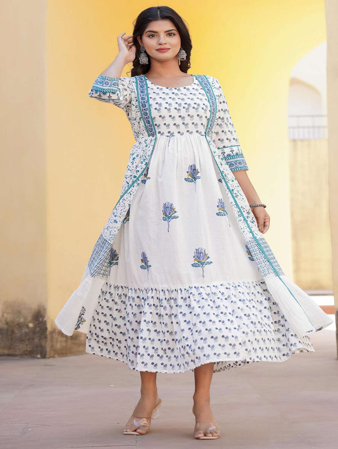 women floral three quarter sleeve kurta dupatta set - 22014636 -  Standard Image - 3