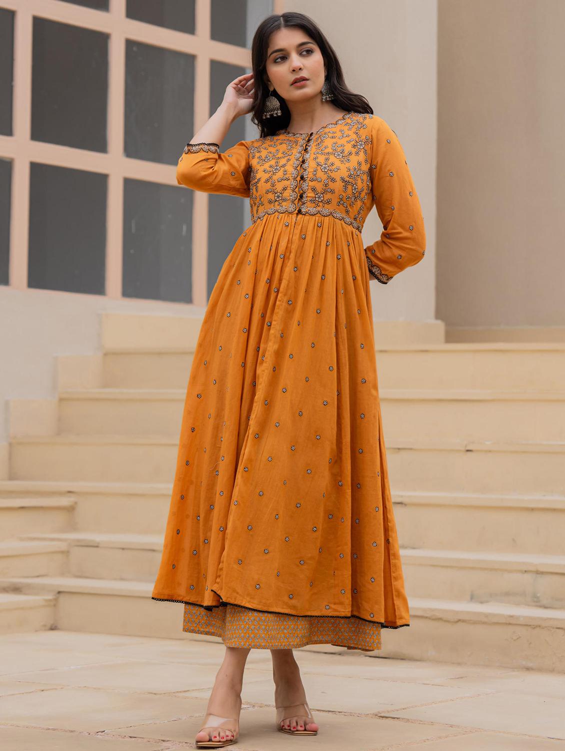women embroidered three quarter sleeve ethnic dress - 22014665 - Zoom Image - 0