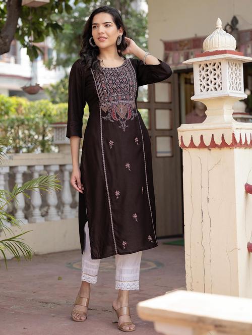 women three quarter sleeve straight kurta - 22014704 - Standard Image - 0