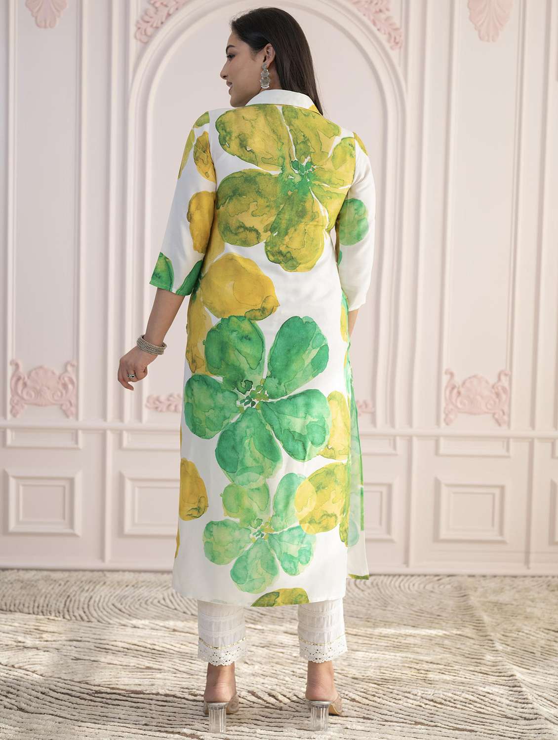 women floral three quarter sleeve straight kurta - 22014716 -  Standard Image - 3