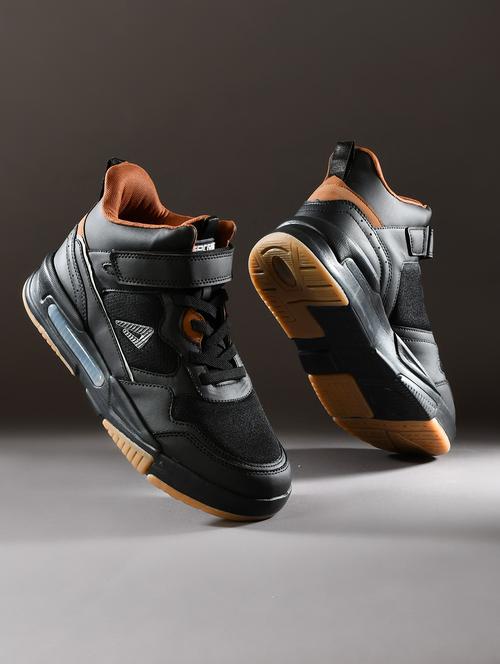 men black lace up sneaker - 22015932 - Standard Image - 0