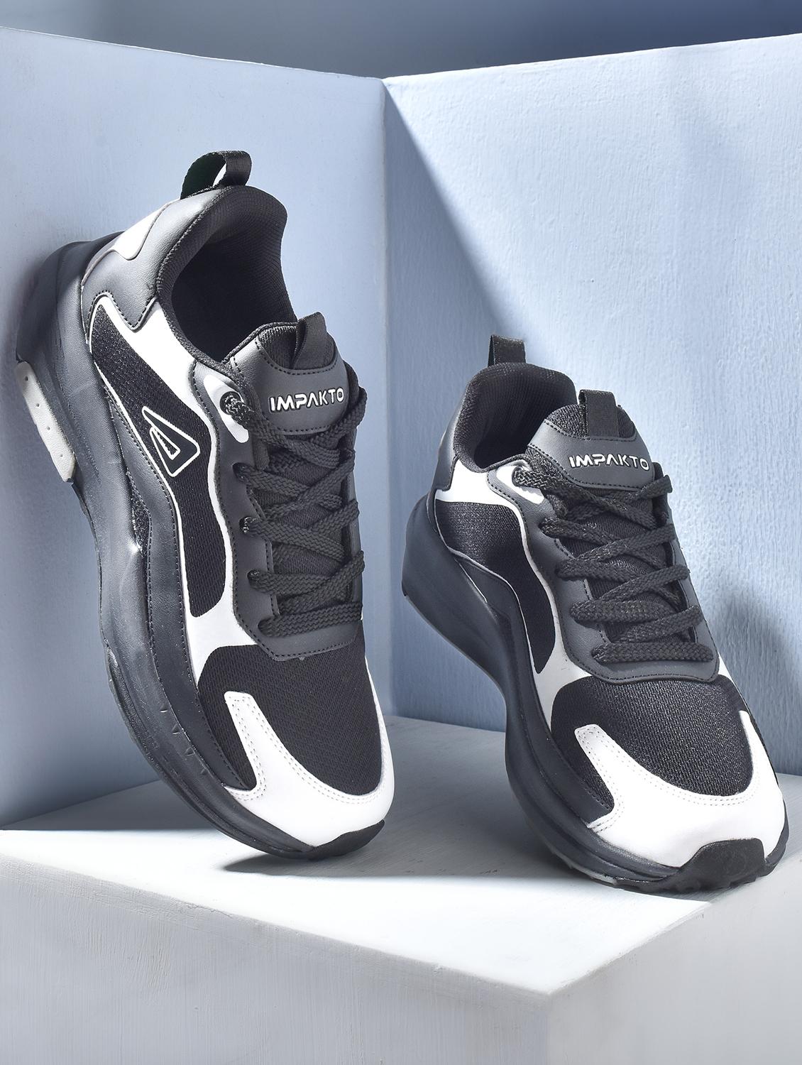 men black lace up sneaker