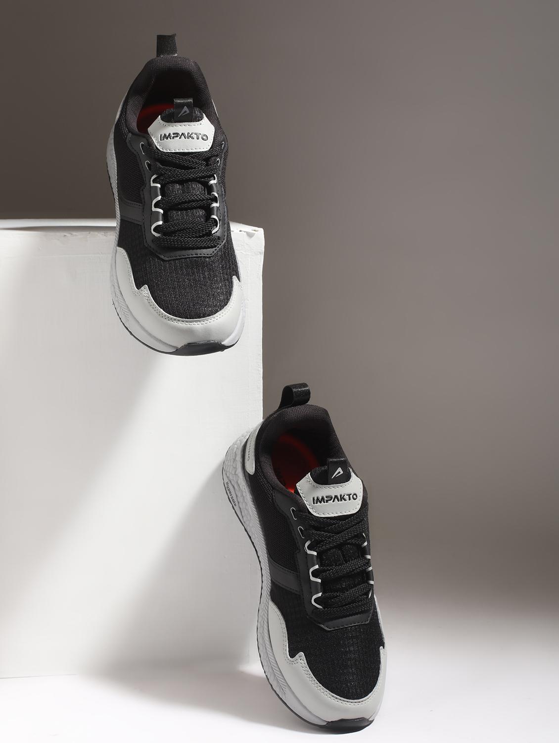 men black lace up sport shoe