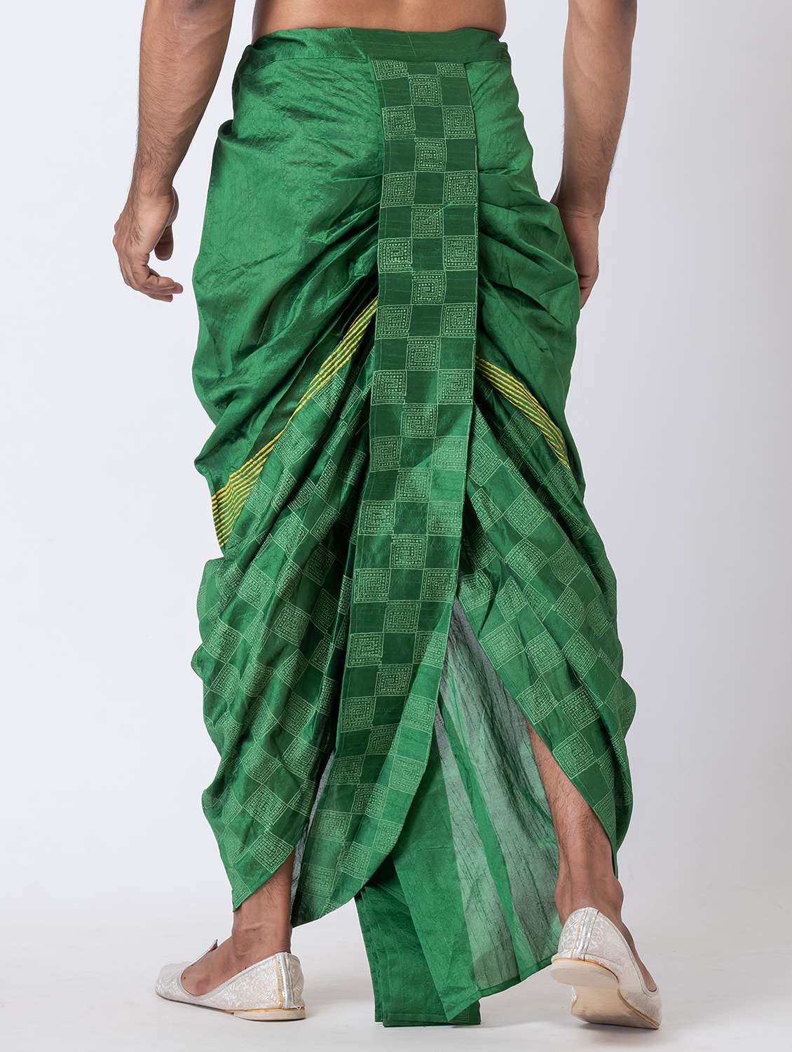 men printed mid rise draped dhoti - 22016473 -  Standard Image - 3