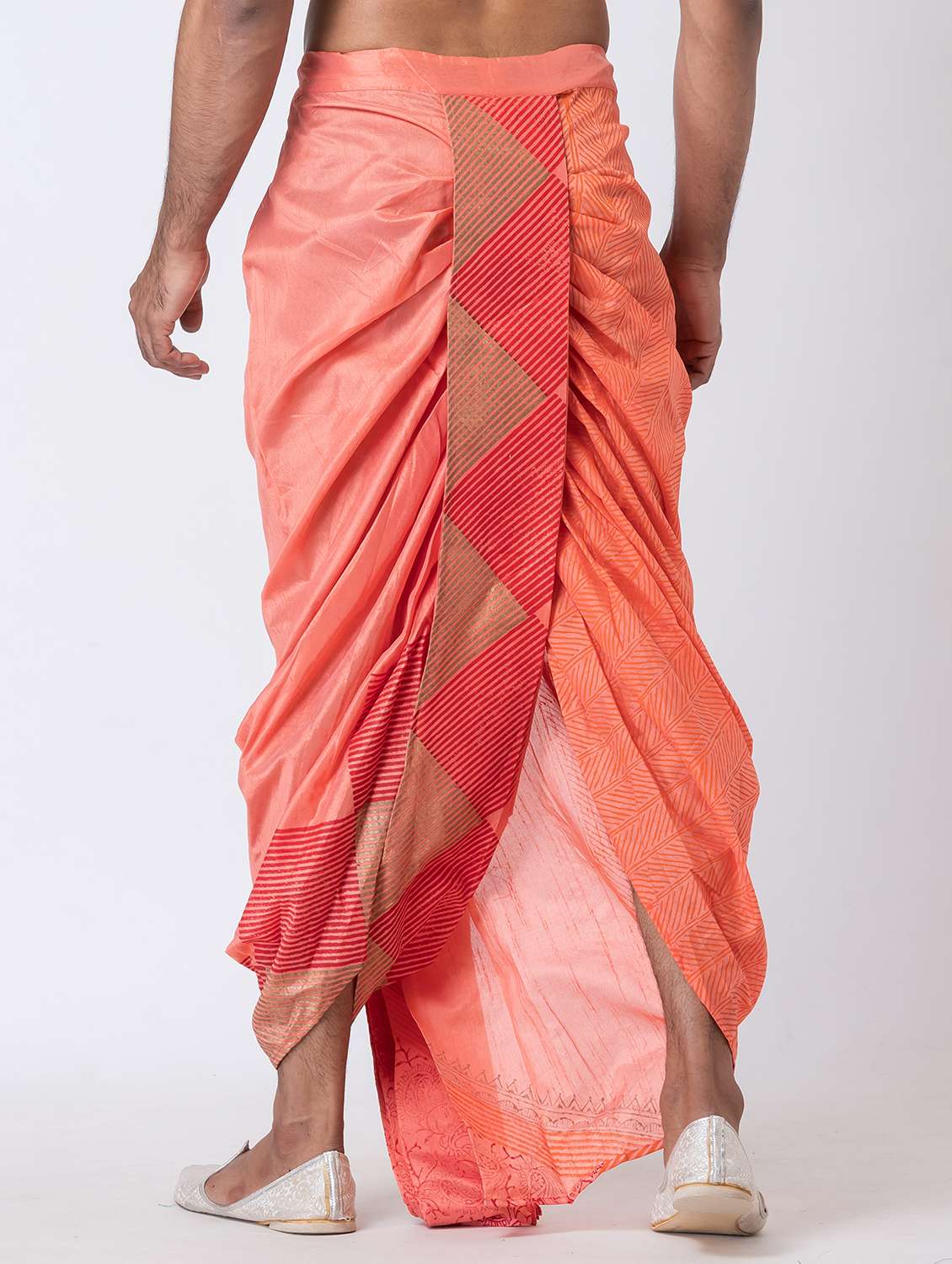 men printed mid rise draped dhoti - 22016477 -  Standard Image - 3