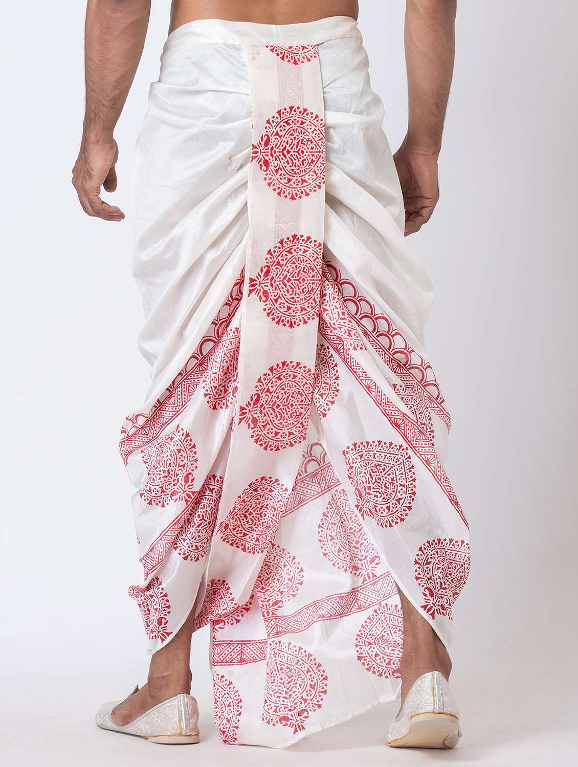 men printed mid rise draped dhoti - 22016484 -  Standard Image - 3