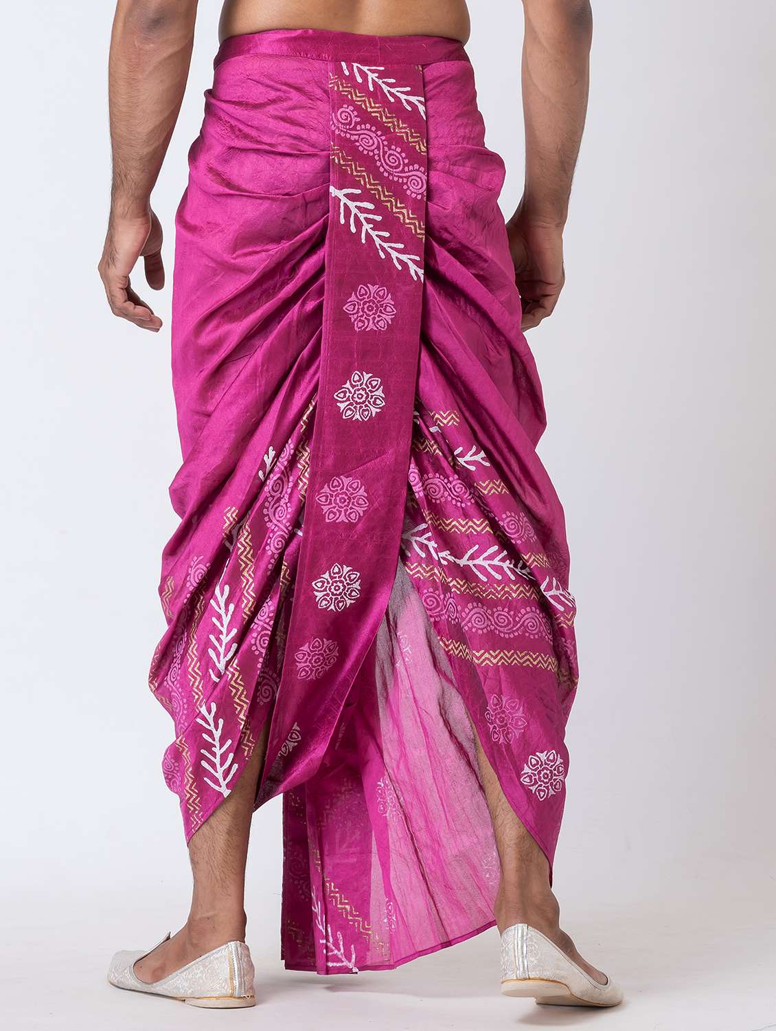 men printed mid rise draped dhoti - 22016497 -  Standard Image - 3