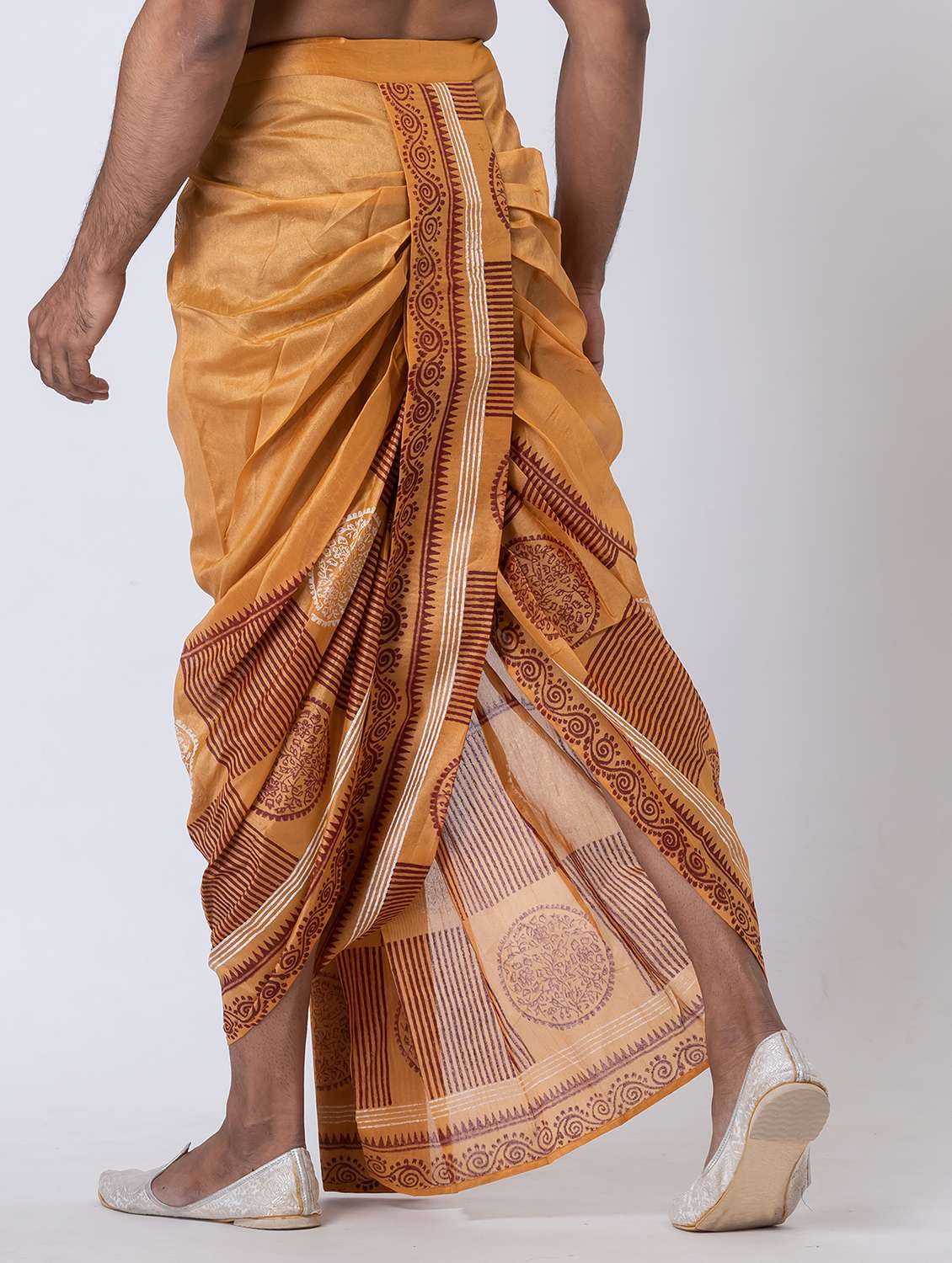 men printed mid rise draped dhoti - 22016514 -  Standard Image - 3