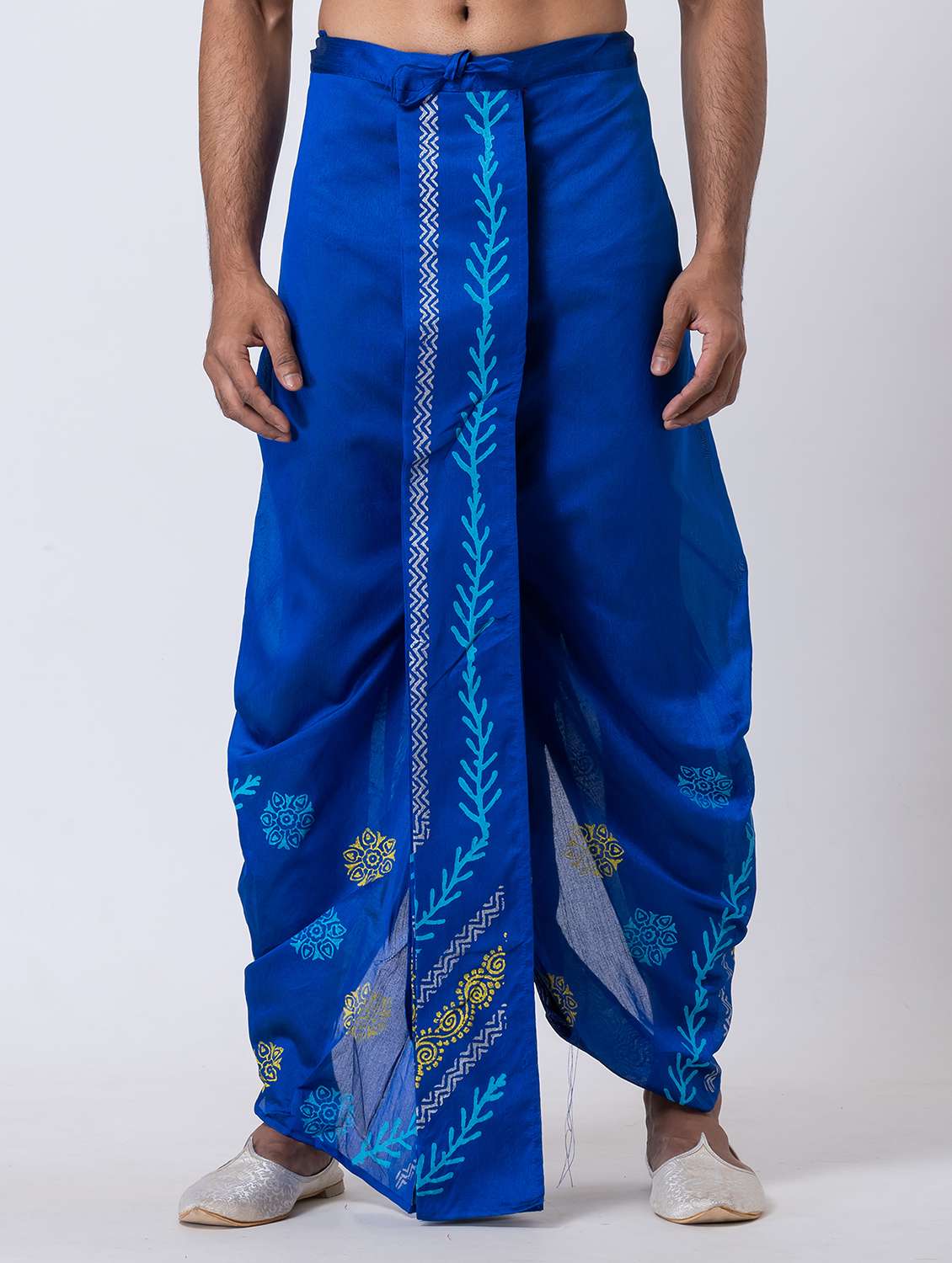 men printed mid rise draped dhoti