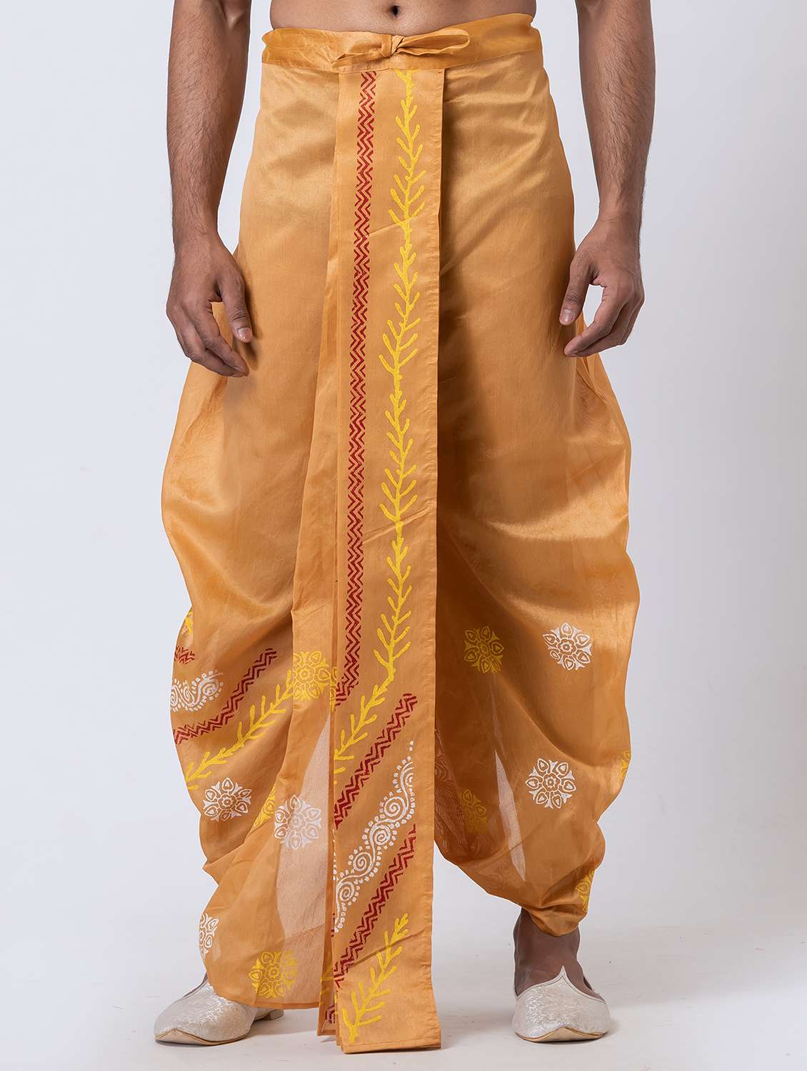 men printed mid rise draped dhoti - 22016524 -  Zoom Image - 0