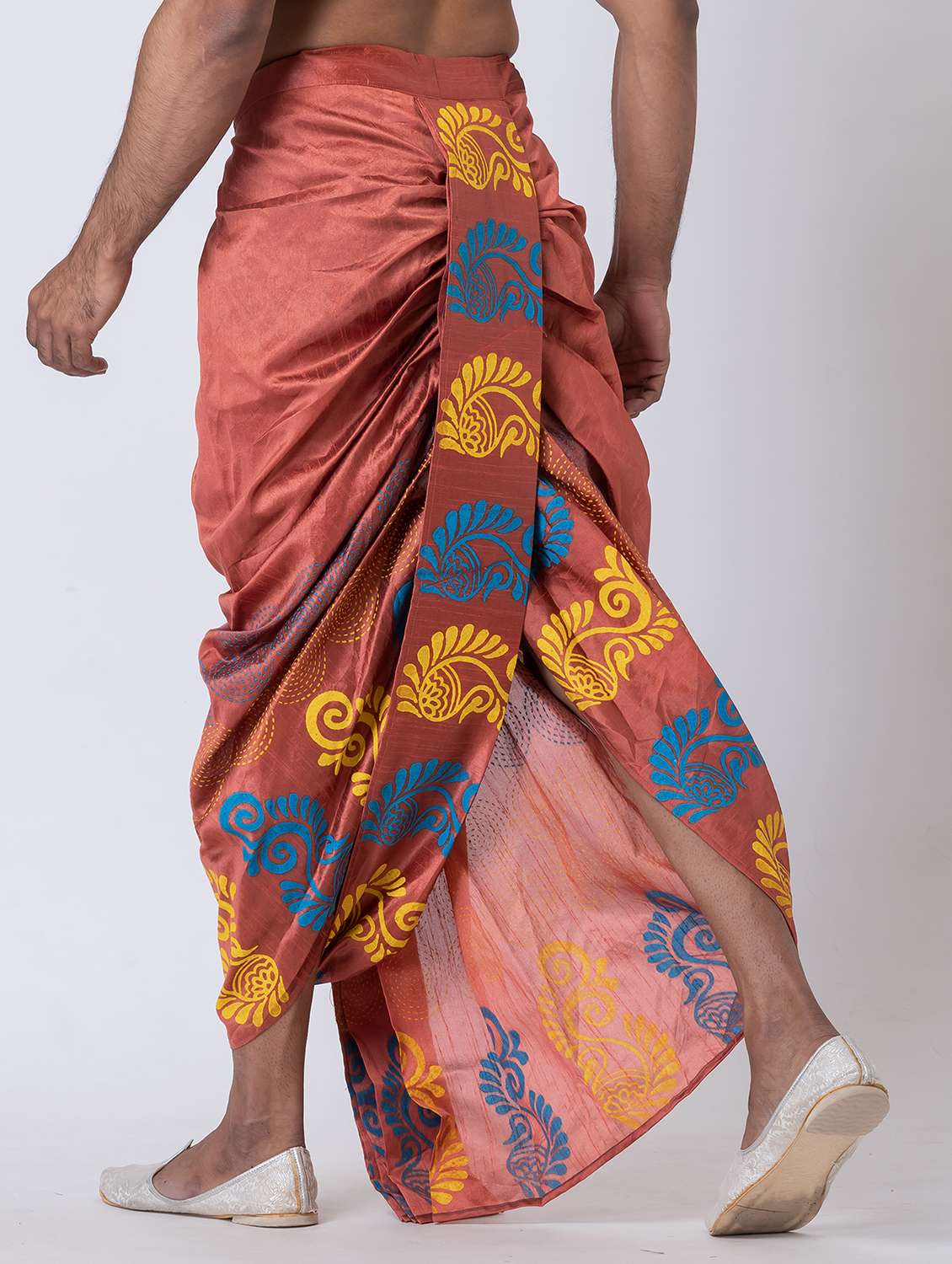 men printed mid rise draped dhoti - 22016525 -  Standard Image - 3