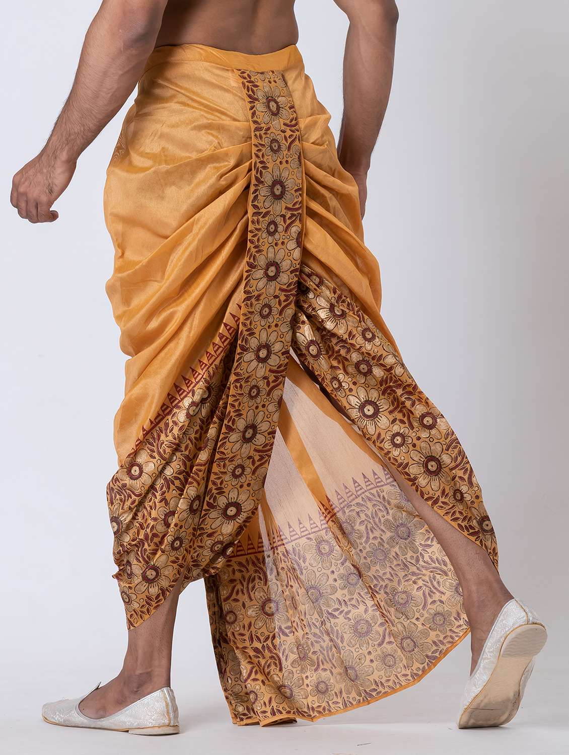 men printed mid rise draped dhoti - 22016533 - Standard Image - 3