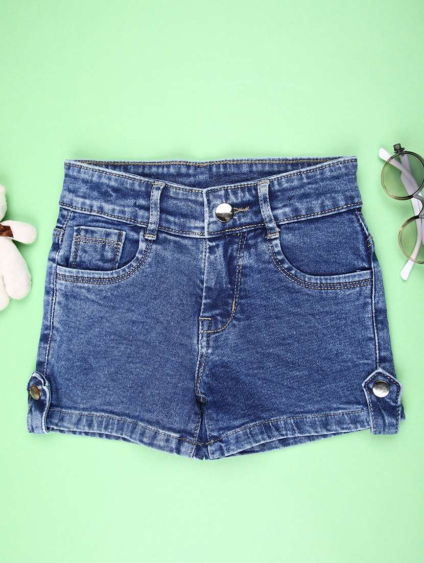 girls solid mid rise shorts 