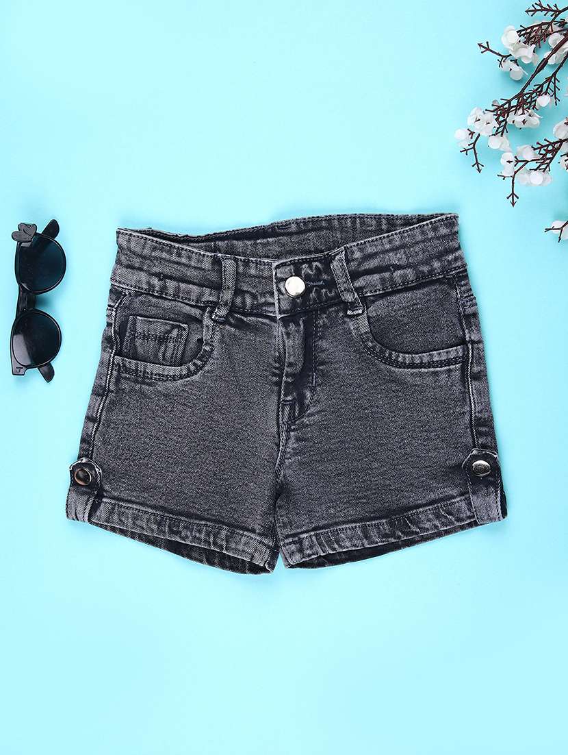 girls solid mid rise denim shorts