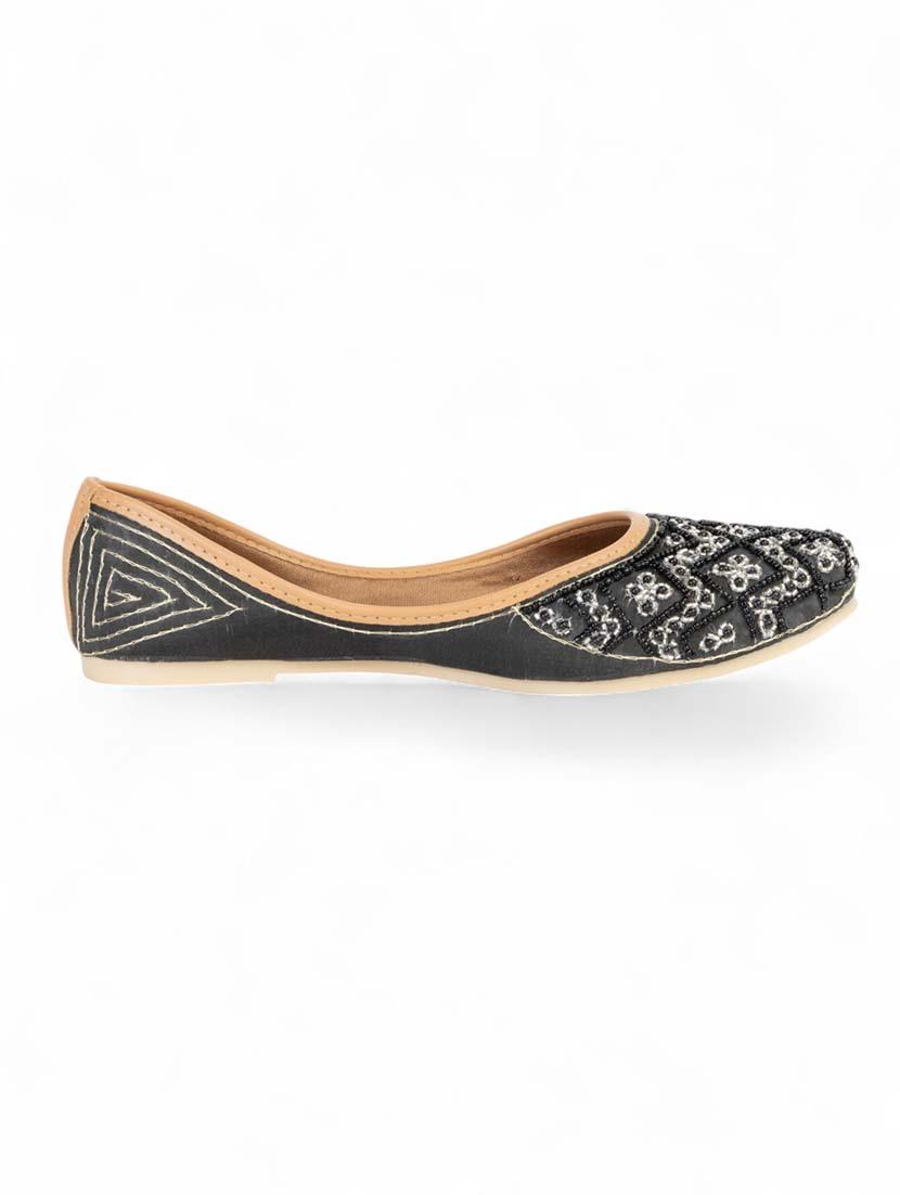 women embellished slip on juti - 22017416 - Standard Image - 3