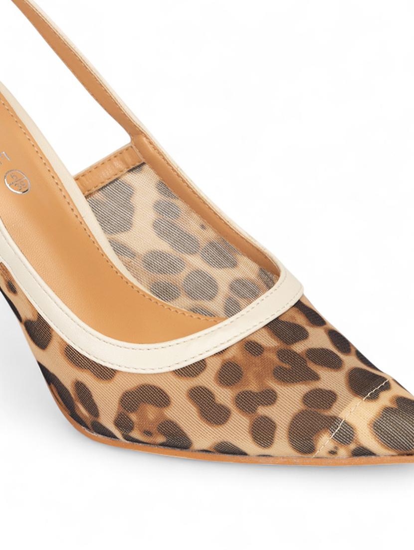 women animal print pointed pump - 22017432 - Standard Image - 5