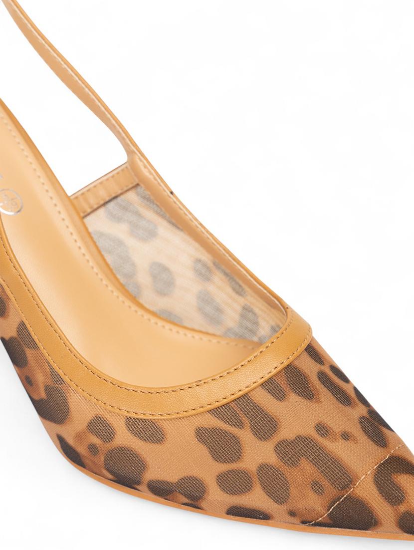 women animal printed pointed pumps - 22017434 - Standard Image - 5