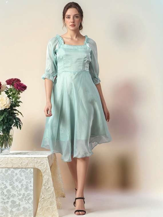 women solid puff sleeve a-line dress - 22017535 - Zoom Image - 0