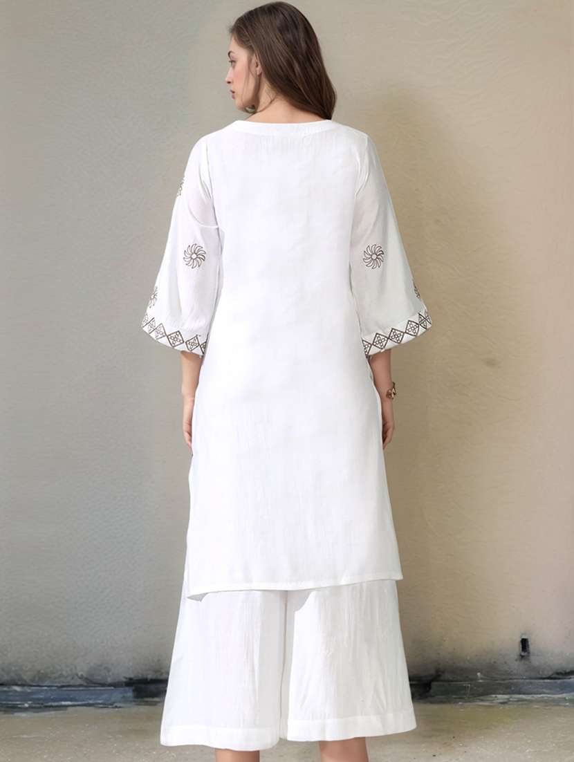 women embroidered three quarter sleeve kurta and palazzo set - 22017583 -  Standard Image - 3