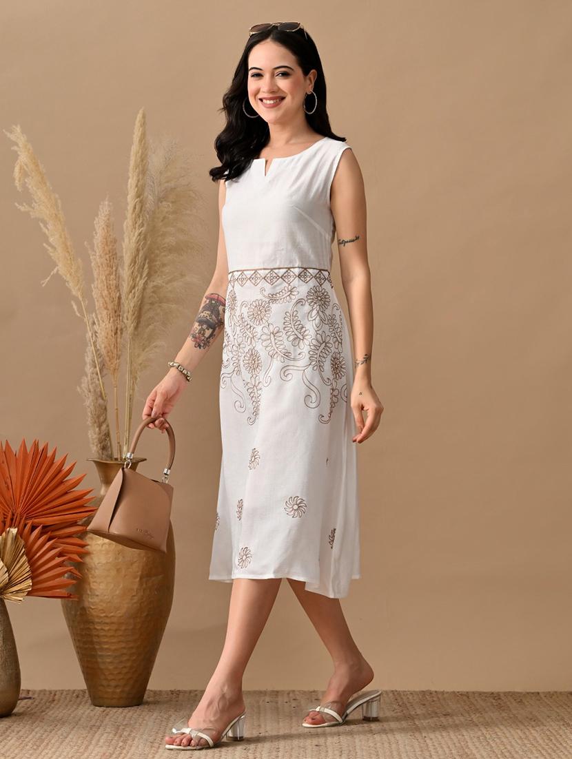 women embroidered sleeveless a-line dress - 22017611 - Zoom Image - 0