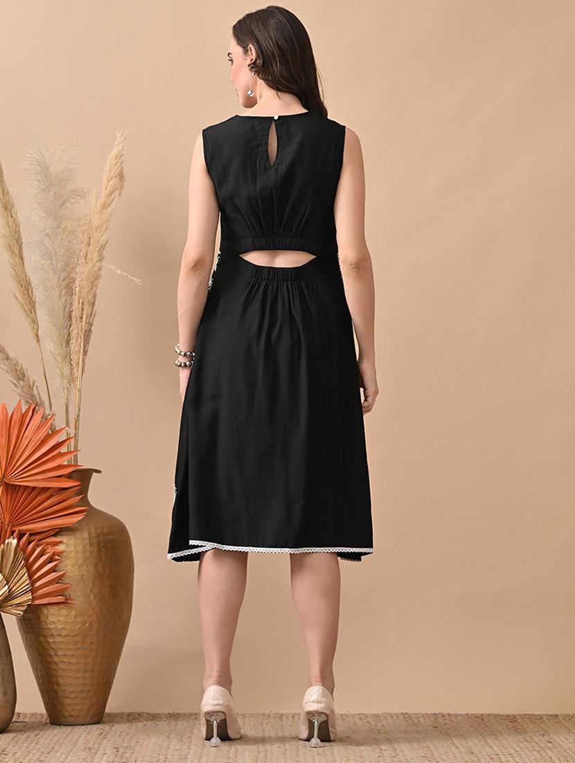 women embroidered sleeveless a-line dress - 22017613 - Standard Image - 3
